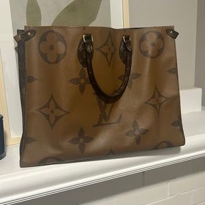 Louis Vuitton monogram on the go tote